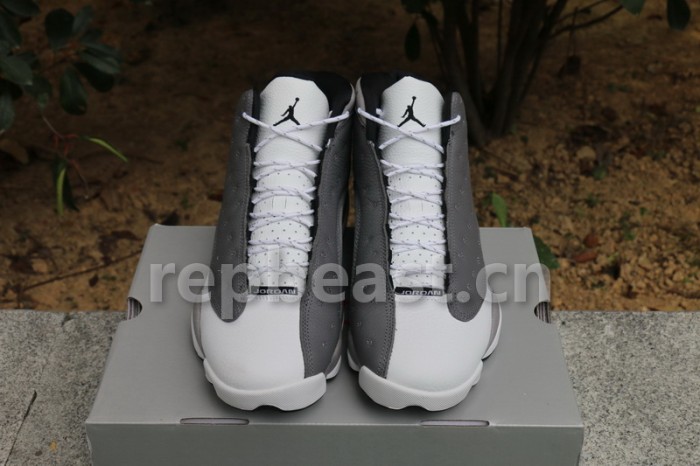 Auhentic Air Jordan 13  Atmosphere Grey 