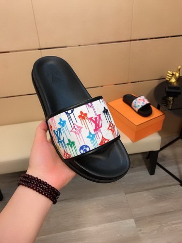 LV men slippers AAA-744