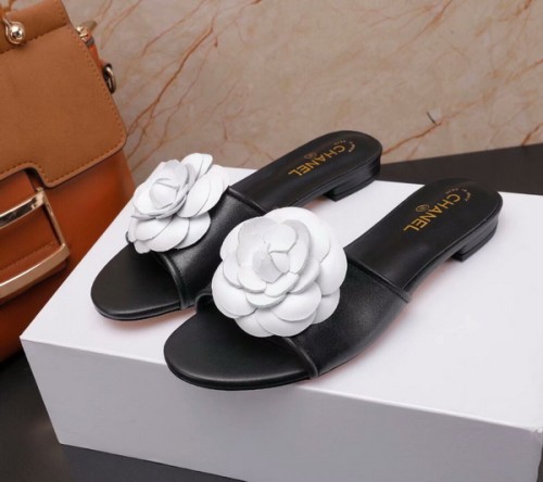 CHNL women slippers AAA-072