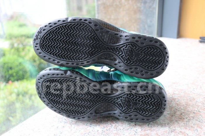 Authentic Nike Air Foamposite One “Northern Lights”
