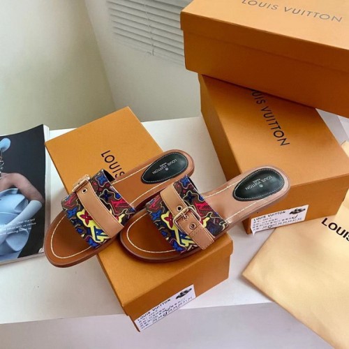 LV women slippers AAA-270