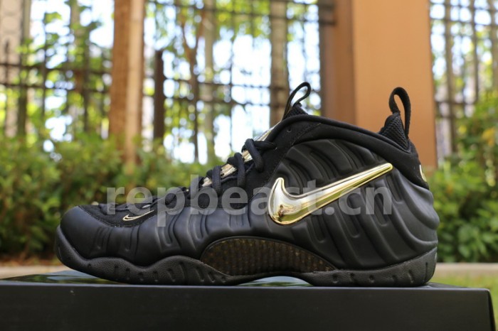 Authentic Nike Air Foamposite Pro “Black Metallic Gold”