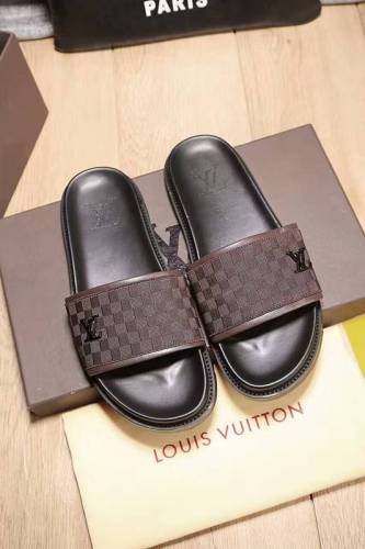 LV men slippers AAA-122(38-45)