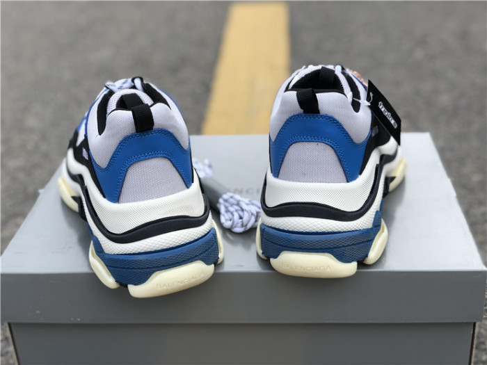 B 17FW Tripe-S High End Sneaker-107