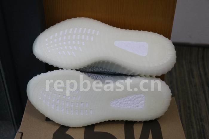 Authentic Yeezy Boost 350 V2 “Cloud White” full reflective