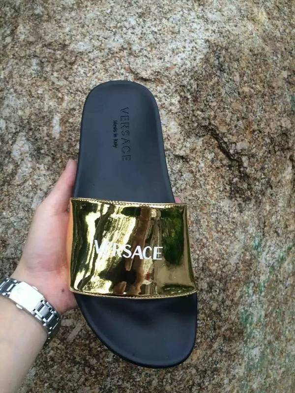 Versace Men slippers AAA-079