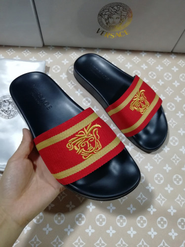 Versace women slippers AAA-059