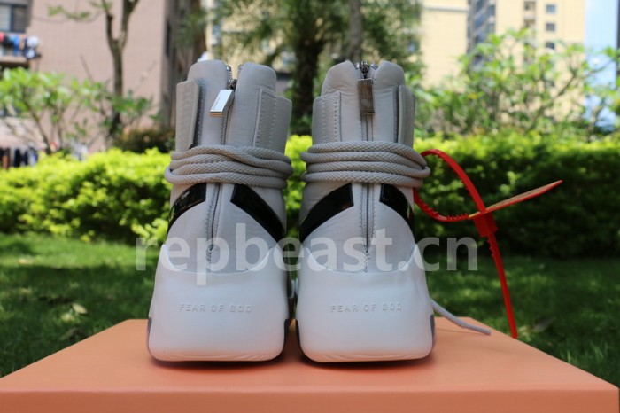Authentic Nike Air Shot Around “Light Bone”
