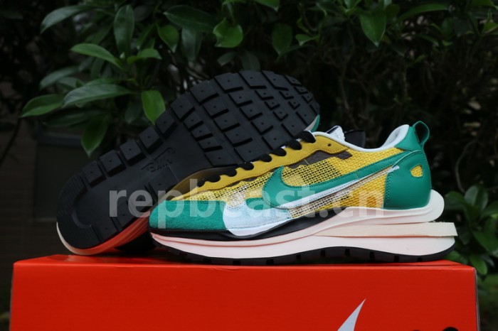 Authentic Sacai x Nike Pegasus VaporFly SP Stadium Green