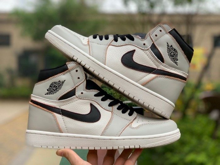 Authentic Nike SB x Air Jordan 1 Light Bone