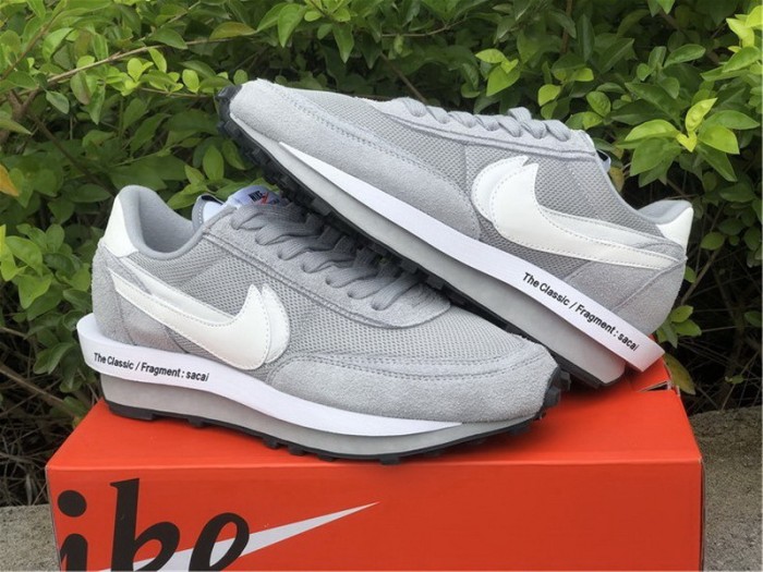 Authentic fragment Design x sacai x Nike LDV Waffle  Grey