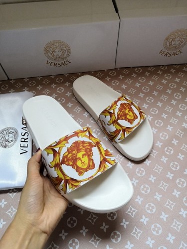 Versace men slippers AAA-205(38-46)