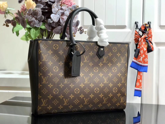 LV High End Quality Bag-553