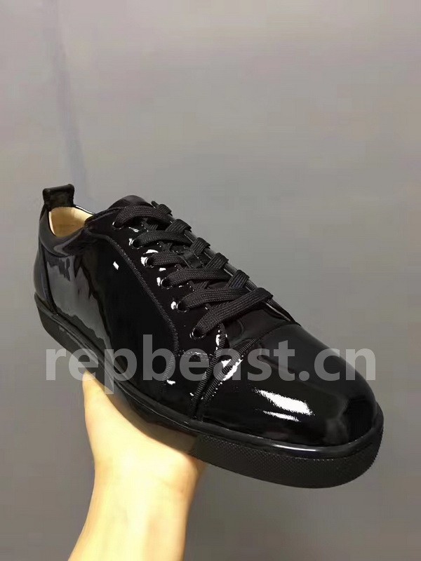 Super Max Christian Louboutin Shoes-816