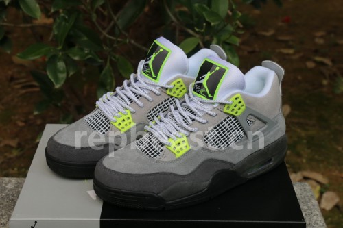 Authentic Air Jordan 4 SE “Neon”