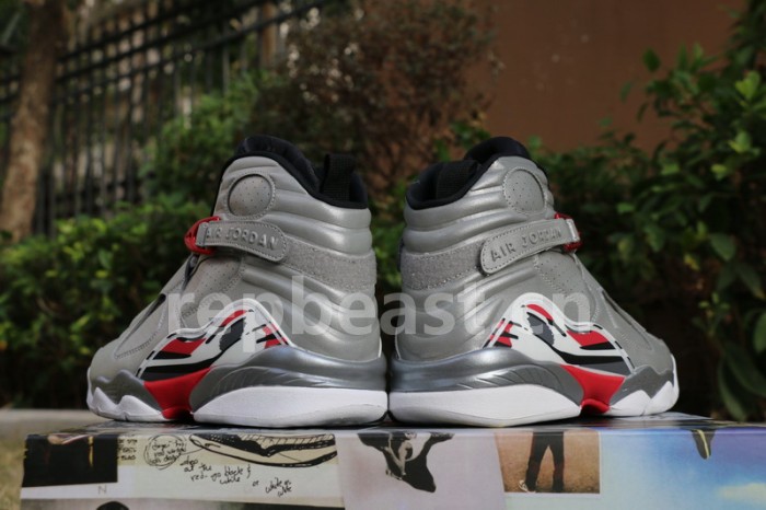 Authentic Air Jordan 8 “Reflective Bugs Bunny”