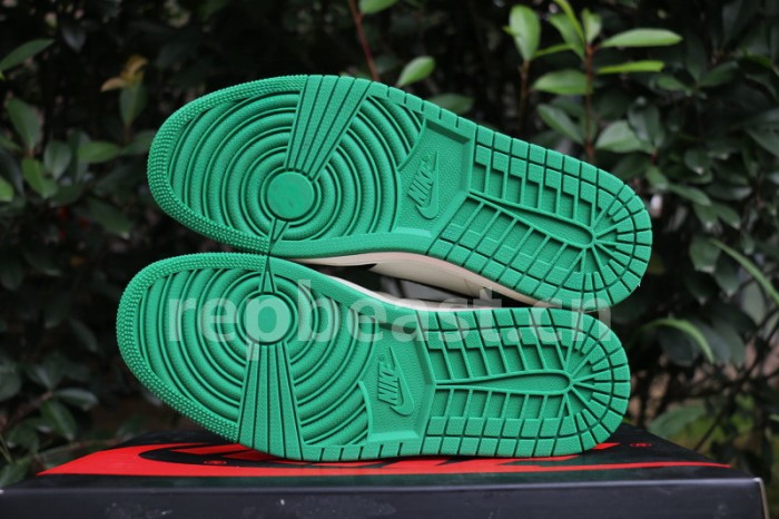 Authentic Air Jordan 1 High OG “Pine Green”