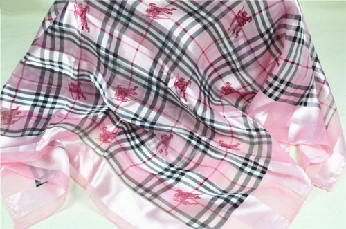 Burberry Silk Scarf AAA-080