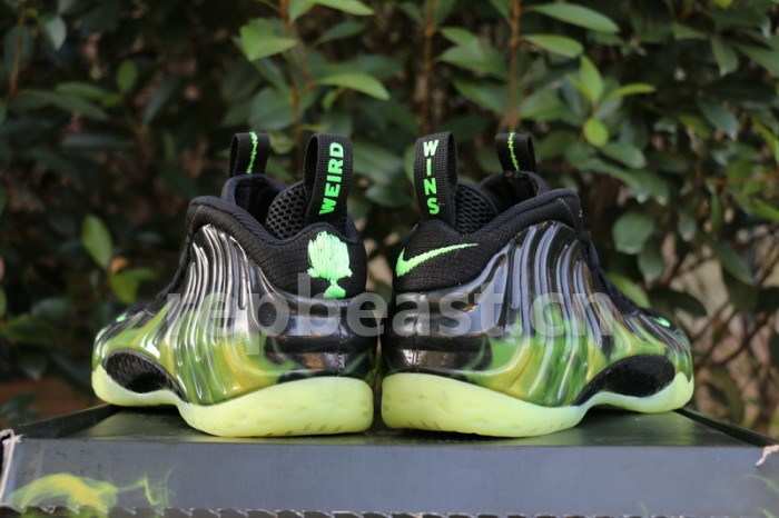 Nike Air Foamposite One “ParaNorman”