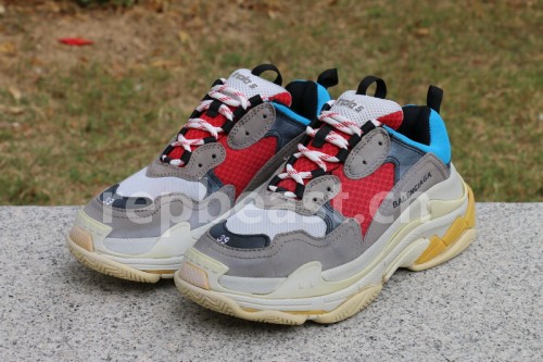 B 17FW Tripe-S High End Sneaker-003