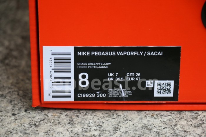 Authentic Sacai x Nike Pegasus VaporFly SP Stadium Green