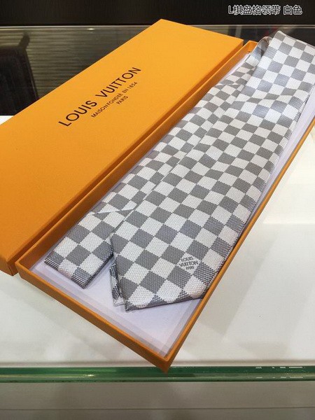 LV Necktie AAA Quality-135