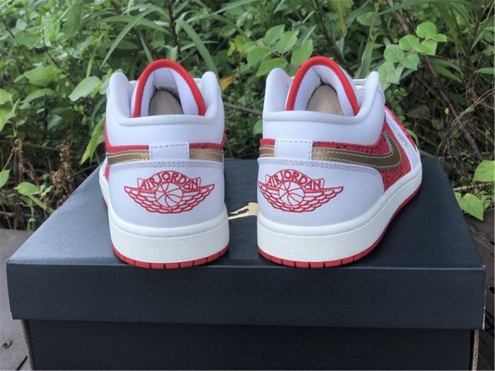 Authentic  Air Jordan 1 Low “Spades”