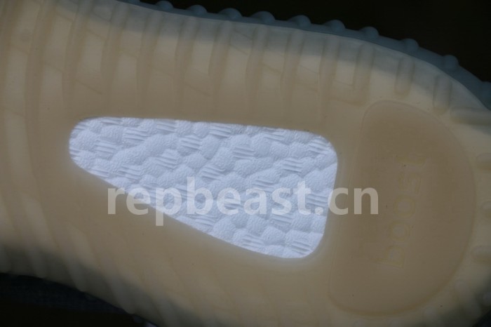 Authentic Yeezy Boost 350 V2 “Grey Gum”