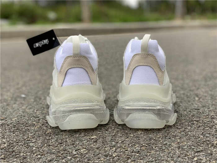 B 17FW Tripe-S High End Sneaker-053