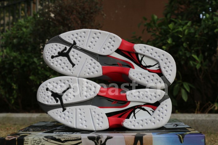Authentic Air Jordan 8 “Reflective Bugs Bunny”