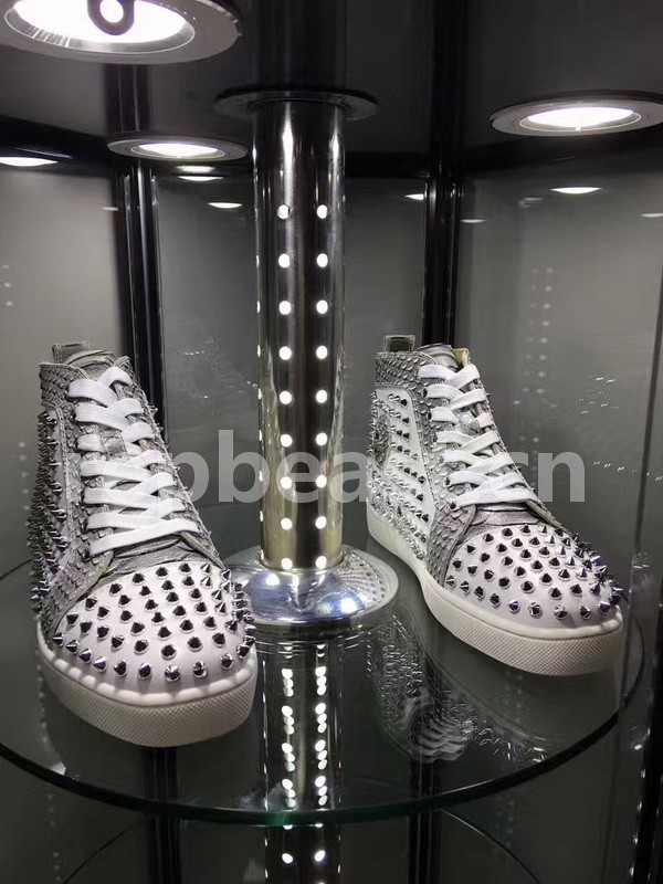 Super Max Christian Louboutin Shoes-707
