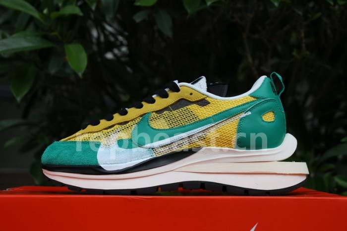 Authentic Sacai x Nike Pegasus VaporFly SP Stadium Green