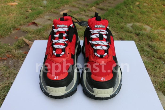 B 17FW Tripe-S High End Sneaker-019