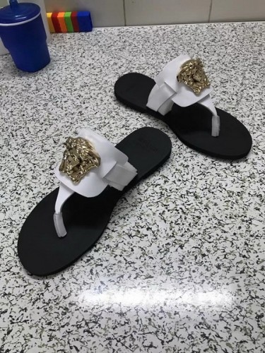 Versace women slippers AAA-041