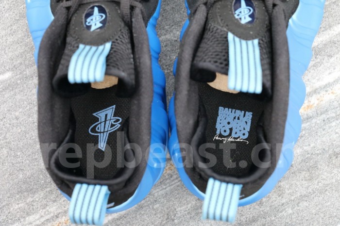 Authentic Nike Air Foamposite One “University Blue”