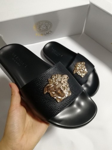 Versace men slippers AAA-219(38-46)