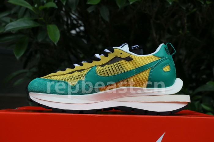 Authentic Sacai x Nike Pegasus VaporFly SP Stadium Green