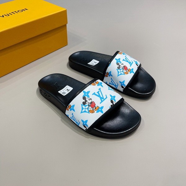 LV men slippers AAA-890