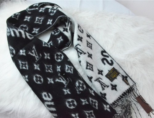 LV Silk Scarf AAA-287