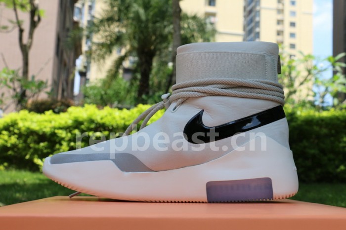 Authentic Nike Air Shot Around “Light Bone”