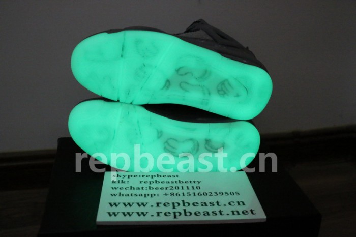 Authentic Kaws x Air Jordan 4 “Cool Grey” GS