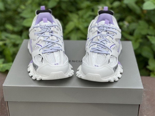 B 17FW Tripe-S High End Sneaker-258