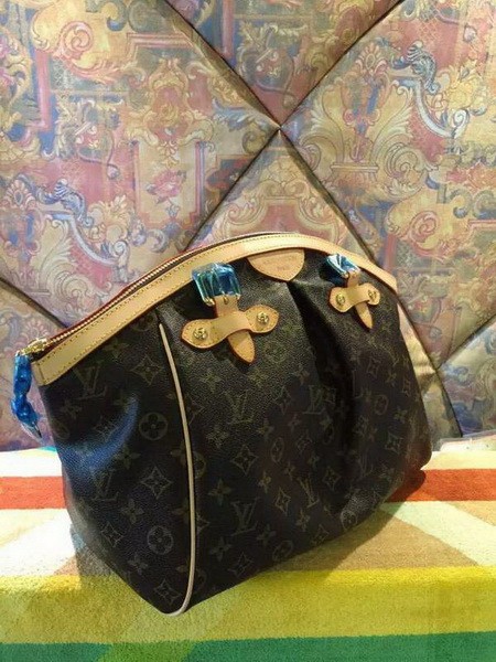 LV Hangbags AAA-066