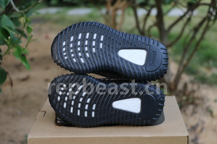 Authentic Yeezy 350 Boost V2 “Yecheil” Non-Reflective Kids Shoes