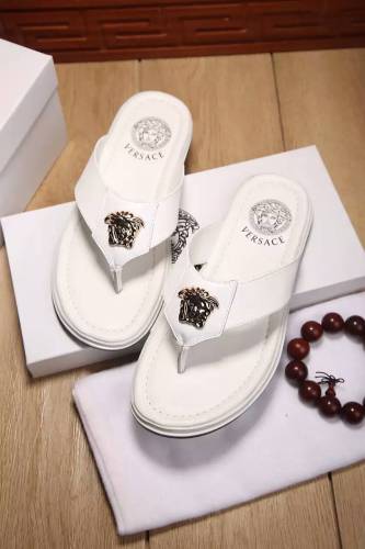 Versace Men slippers AAA-067(38-44)