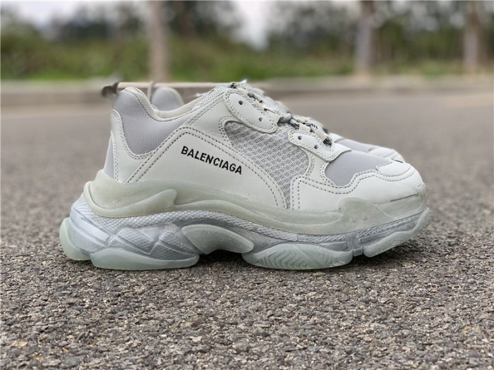 B 17FW Tripe-S High End Sneaker-056