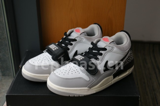 Authentic Jordan Legacy 312 Low CD7069-101