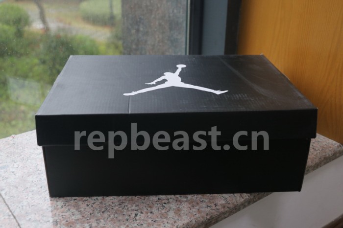 Authentic Air Jordan 12 Taxi 2018