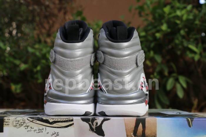 Authentic Air Jordan 8 “Reflective Bugs Bunny”