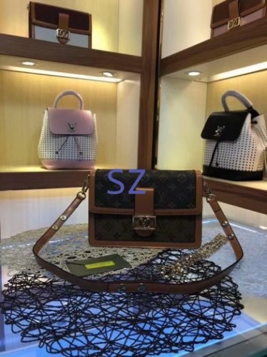 LV Hangbags AAA-141